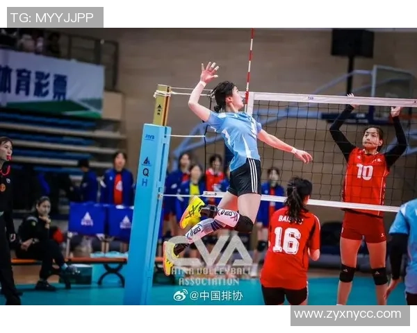 重庆排球队比赛经验分享：从训练到赛场的成长之路